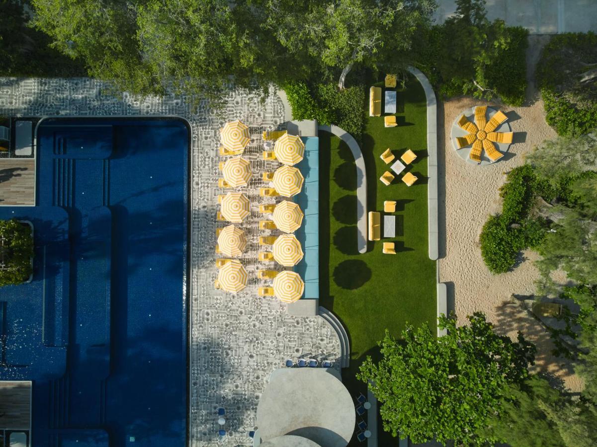 The Standard, Hua Hin Hotel Bagian luar foto Aerial view of the pool