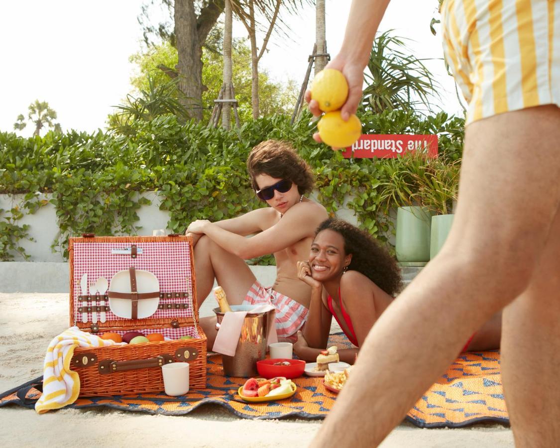 The Standard, Hua Hin Hotel Bagian luar foto A picnic