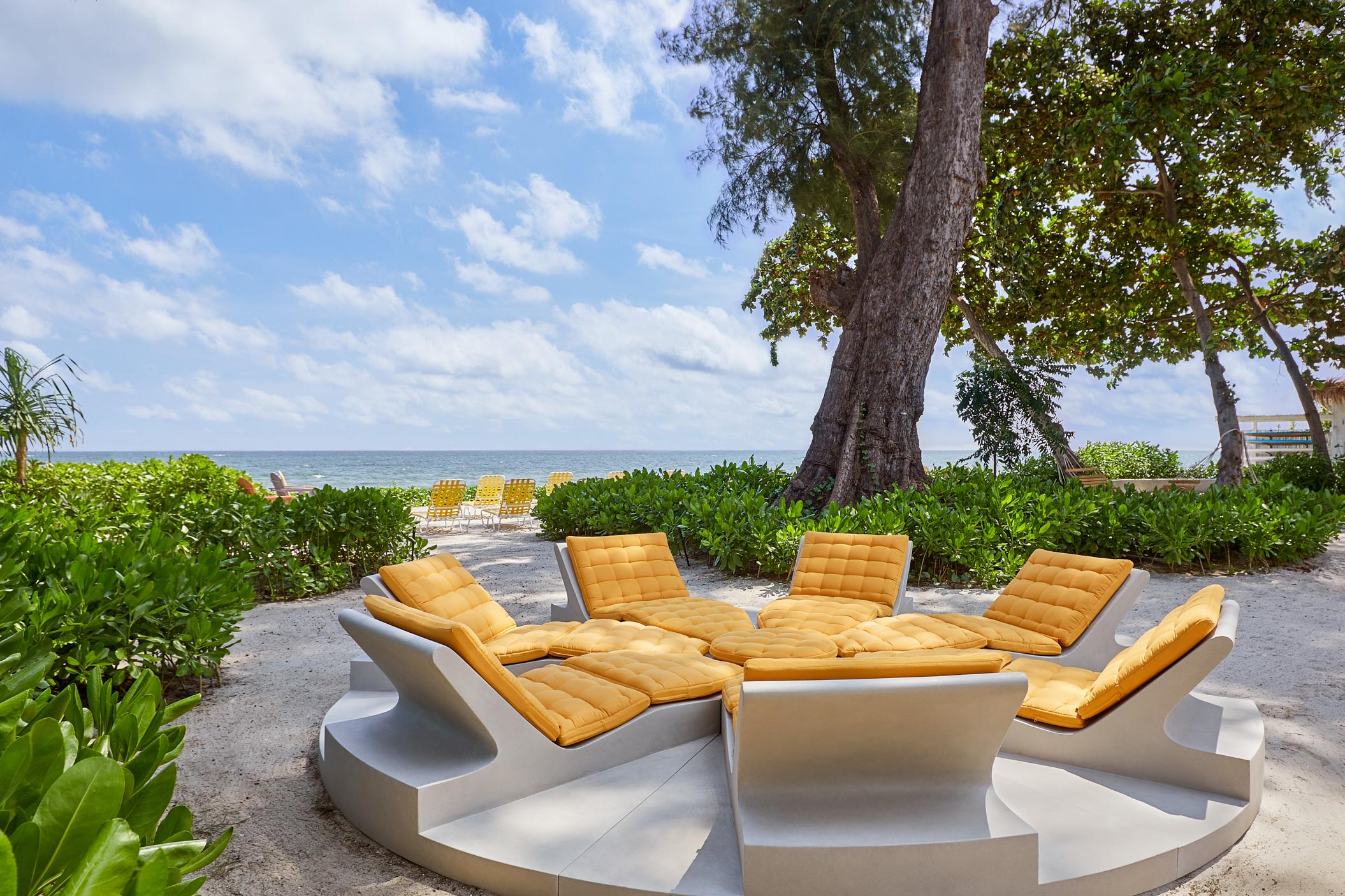 The Standard, Hua Hin Hotel Bagian luar foto The Beach Club