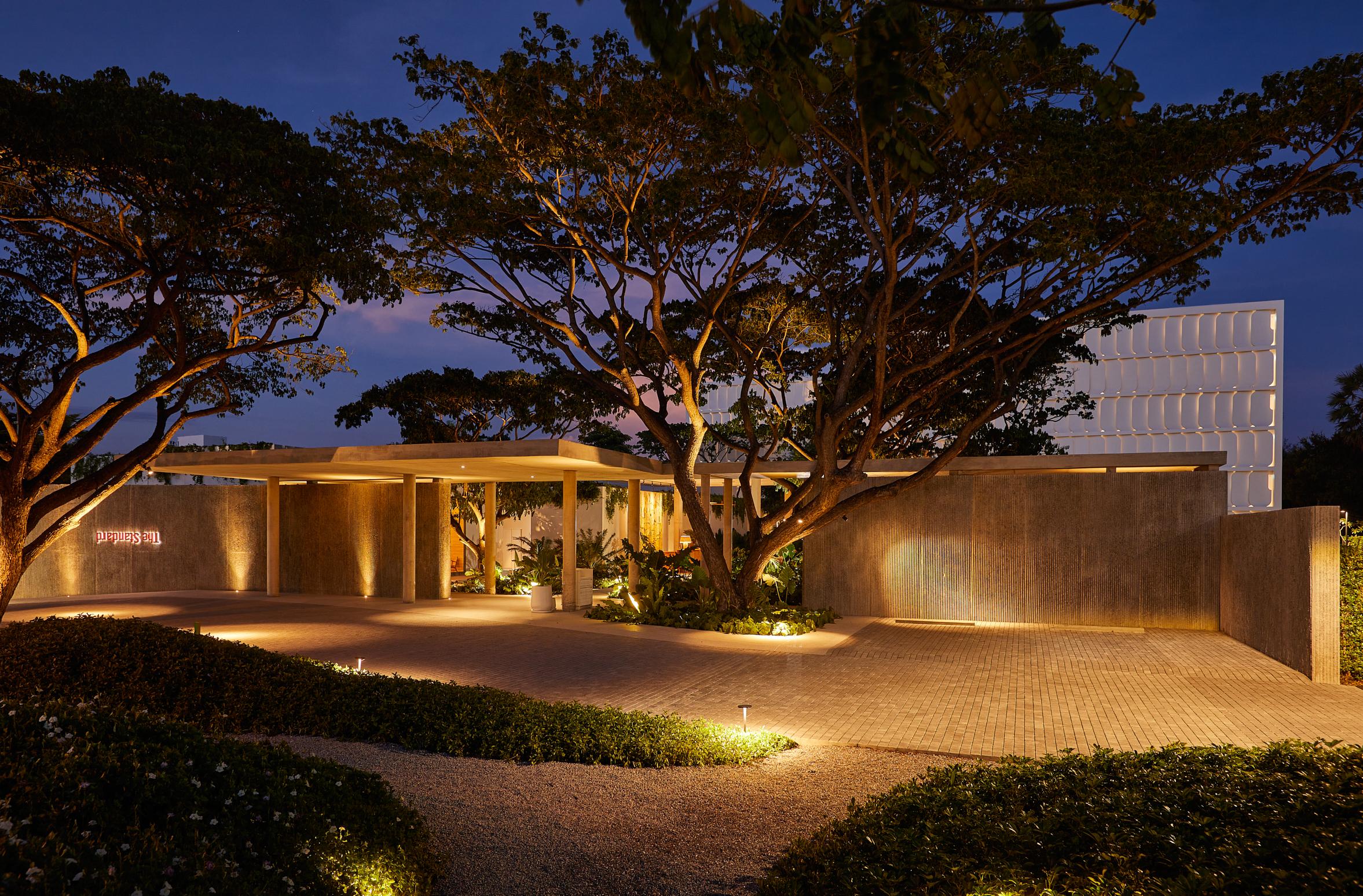 The Standard, Hua Hin Hotel Bagian luar foto The hotel's entrance