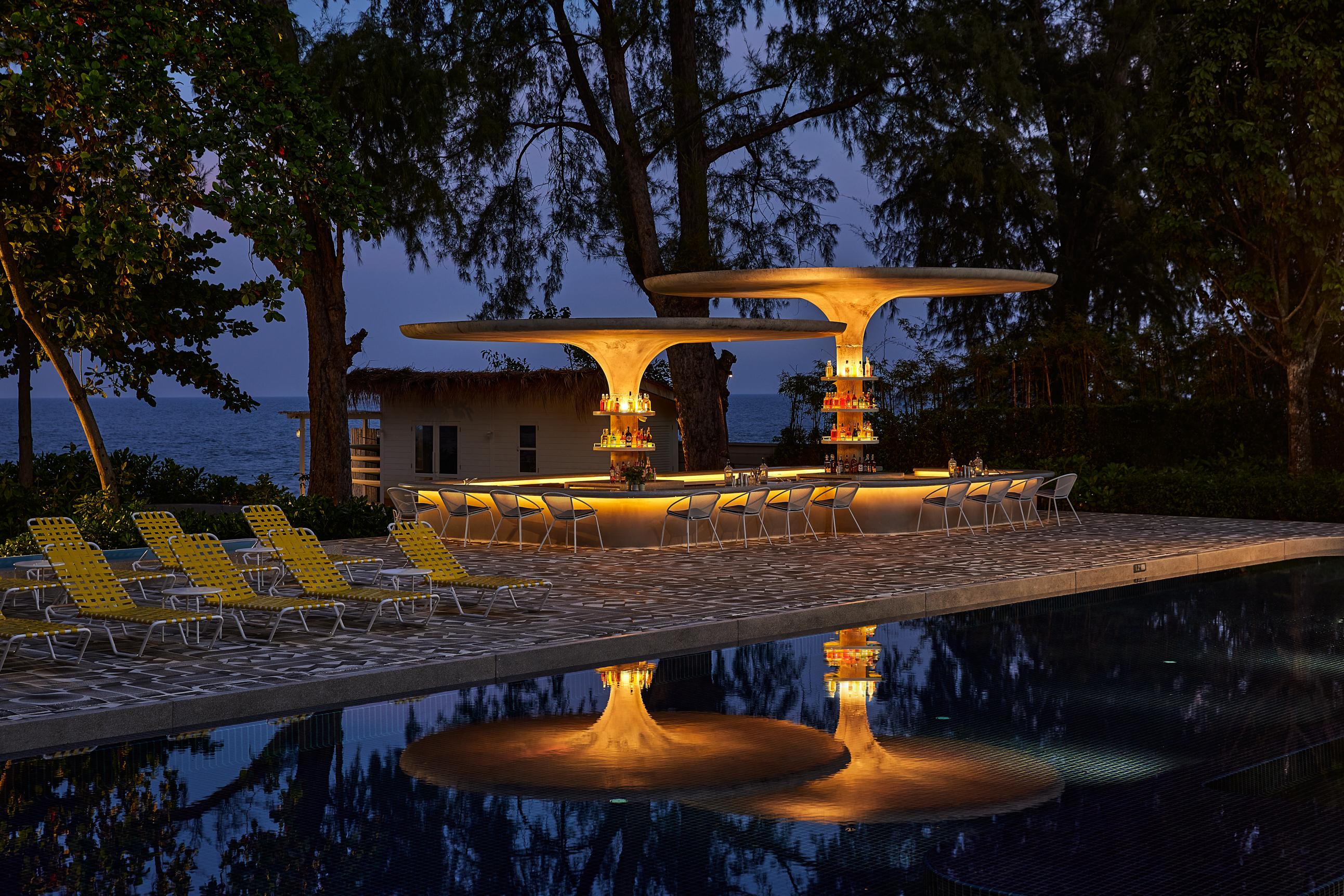 The Standard, Hua Hin Hotel Bagian luar foto The bar at the Hotel Alexandra