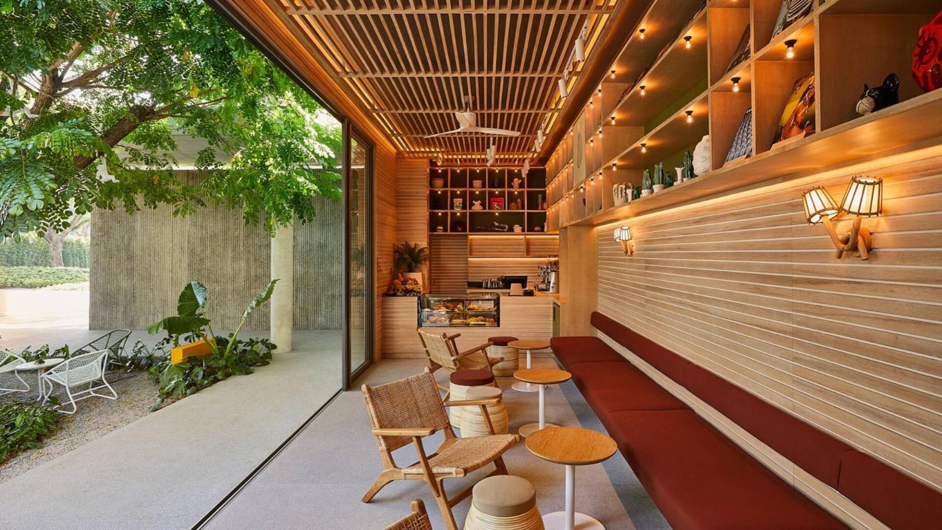 The Standard, Hua Hin Hotel Bagian luar foto The interior of the first Starbucks Reserve store in Seattle, Washington